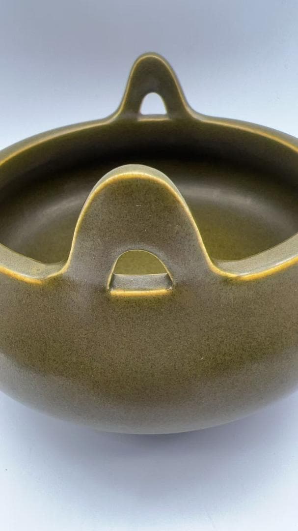 清乾隆時代 【大清乾隆年製】在銘 茶葉末釉三足香炉 【旧家蔵出し(Y-4)