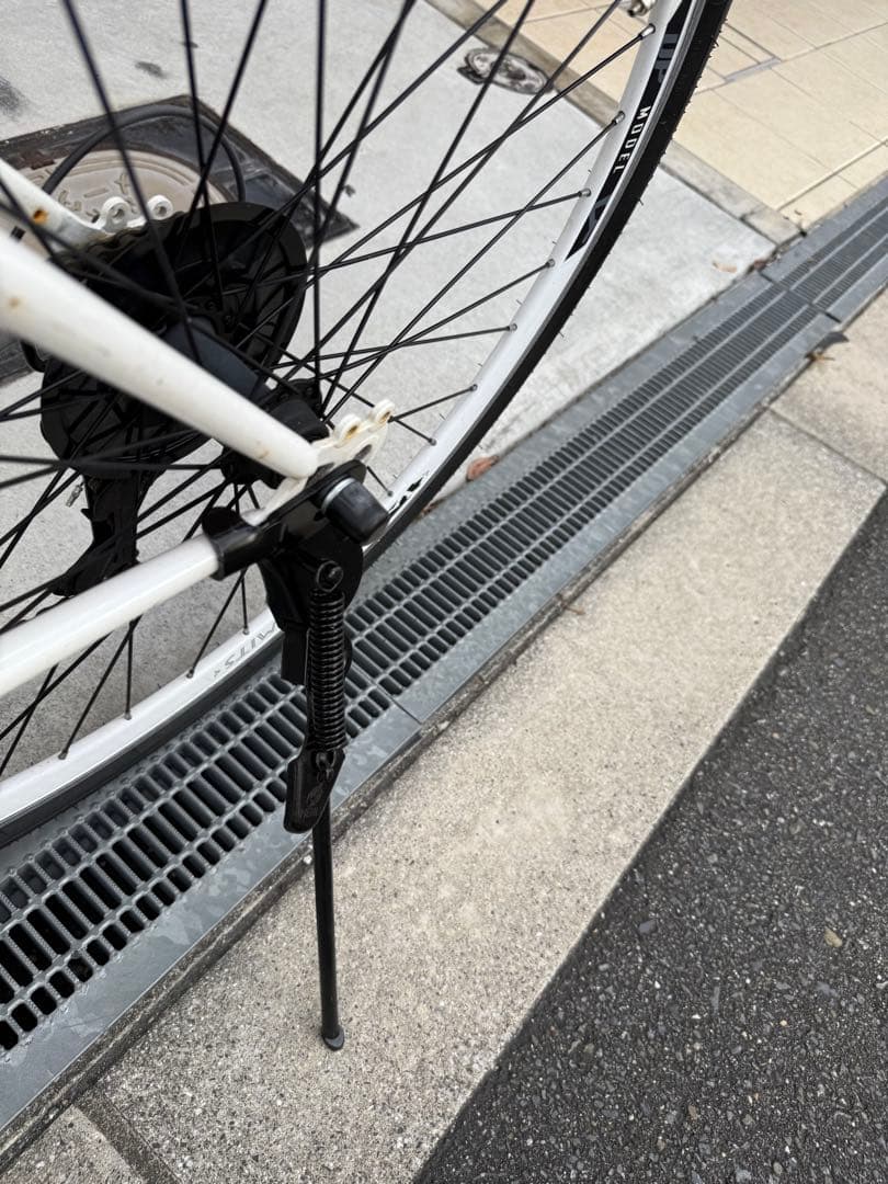 55 自転車 大阪市 【引取り限定】 28インチ 変速付き