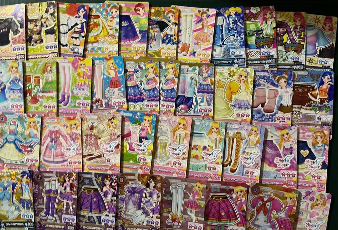 d*2様 アイカツカード 缶バッジ まとめ売り