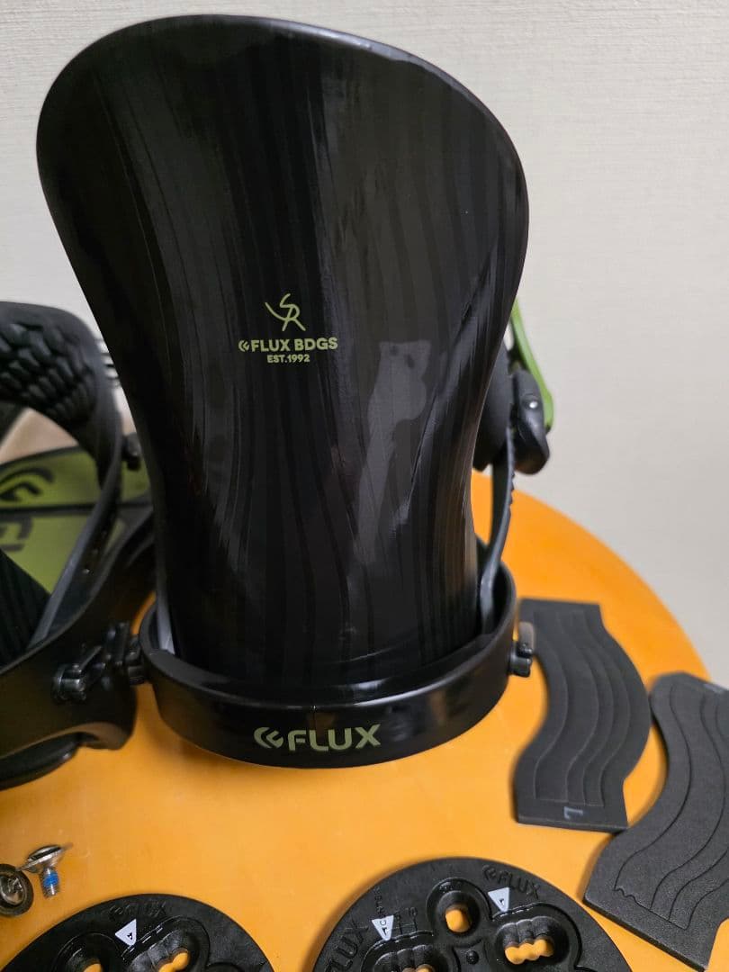 FLUX SR 　Mサイズ　美品