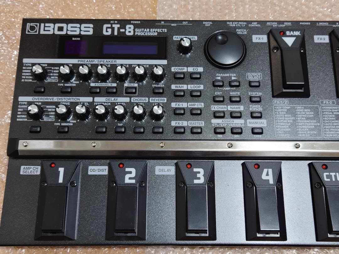 BOSS GT-8 （美品・KC製ソフトケース5000円相当付）動作確認済