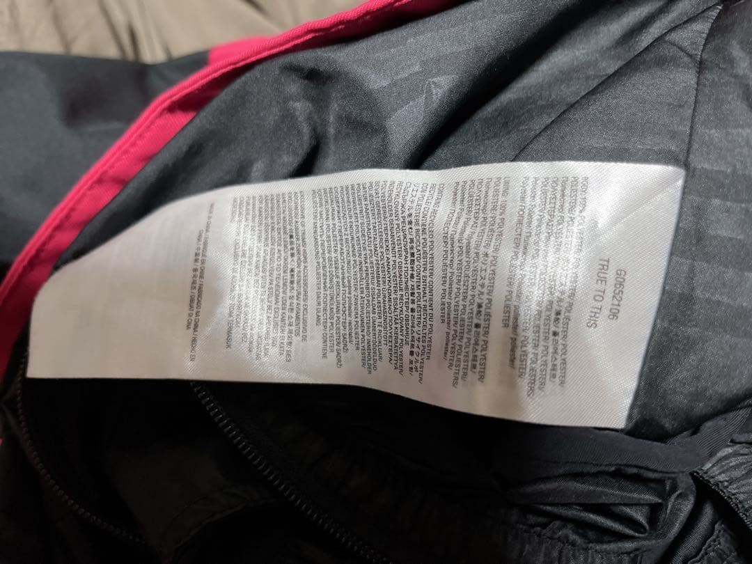 美品 お買得VOLCOM 上下セット プルオーバージャケットM パンツL