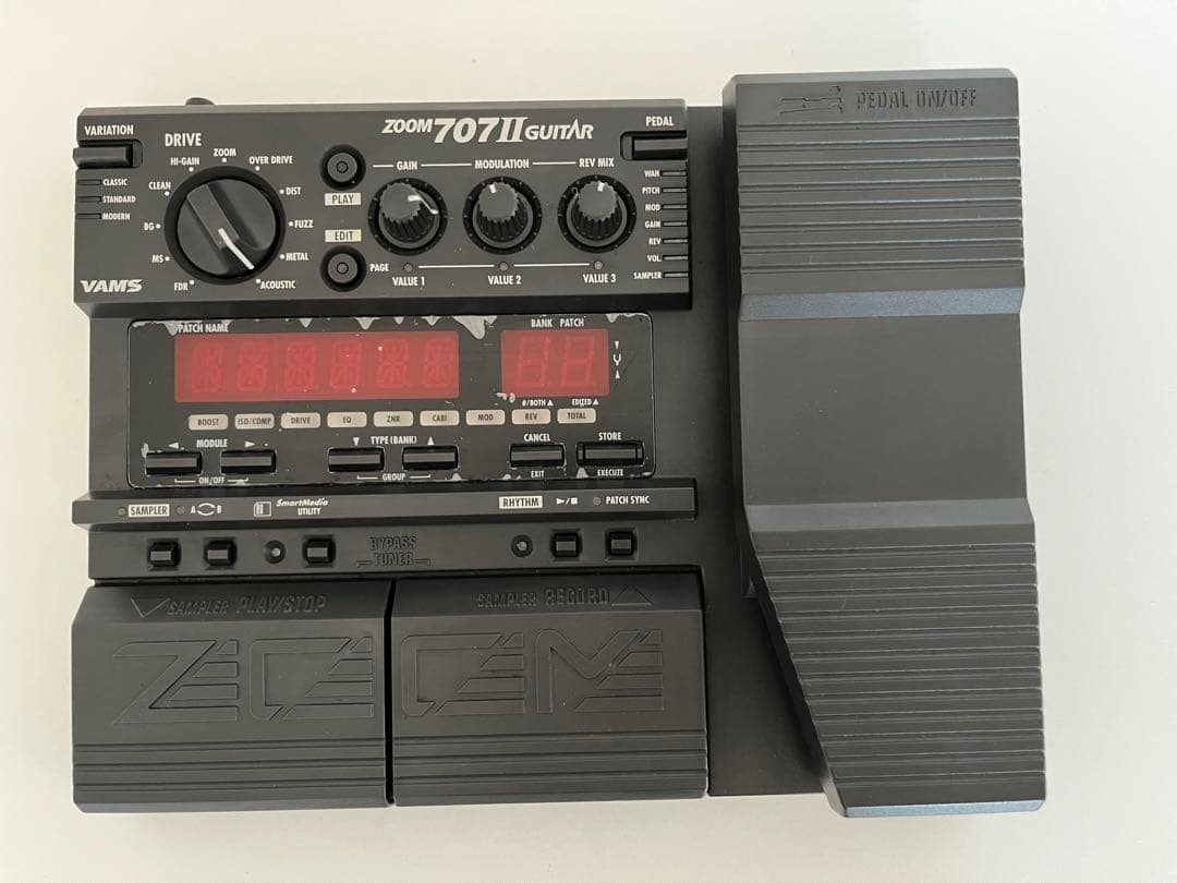 ZOOM ズーム マルチエフェクター 707Ⅱ 【ACアダプター・箱付き】