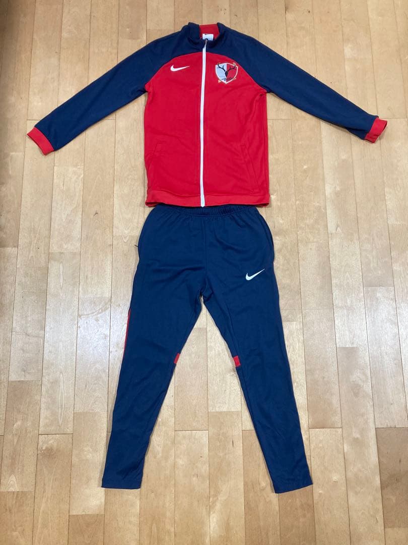 鹿島アントラーズ　ジュニア用　Nike ジャージ 上下セット　137-147cm