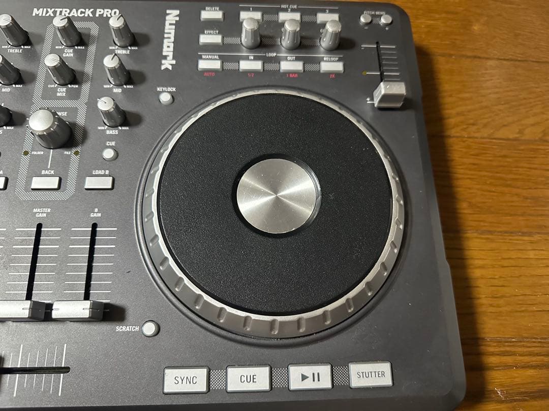 Numark MIXTRACK PRO DJコントローラー　動作未確認