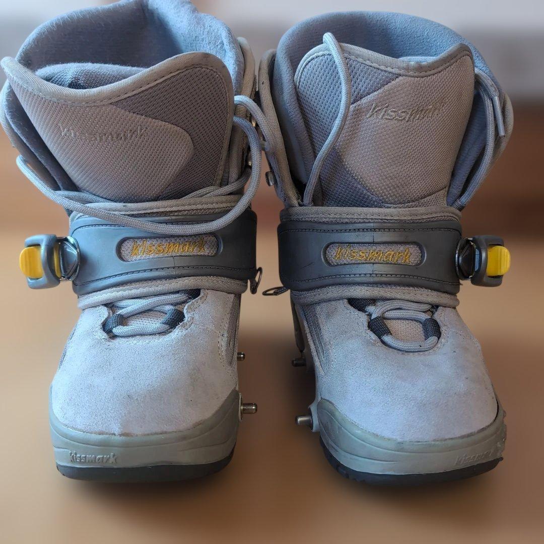 Kissmark Network スノーボードブーツとボード
