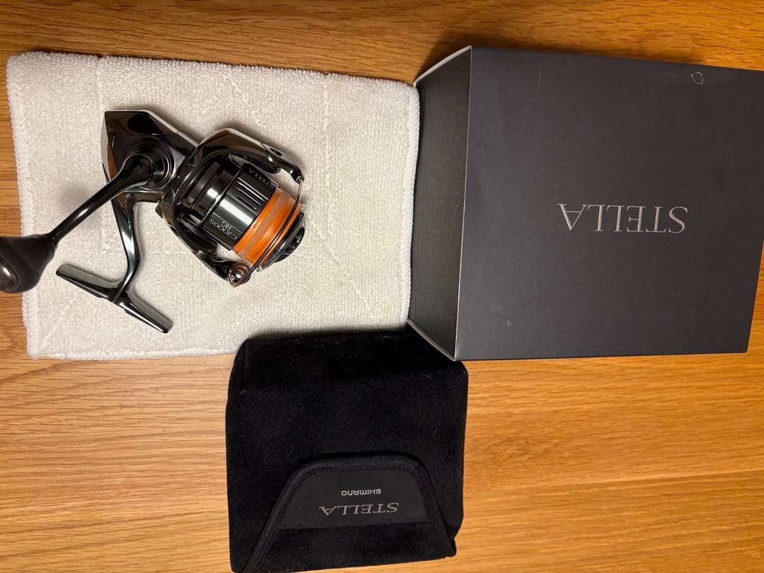 シマノ 22ステラスピニングリール C2000SHG