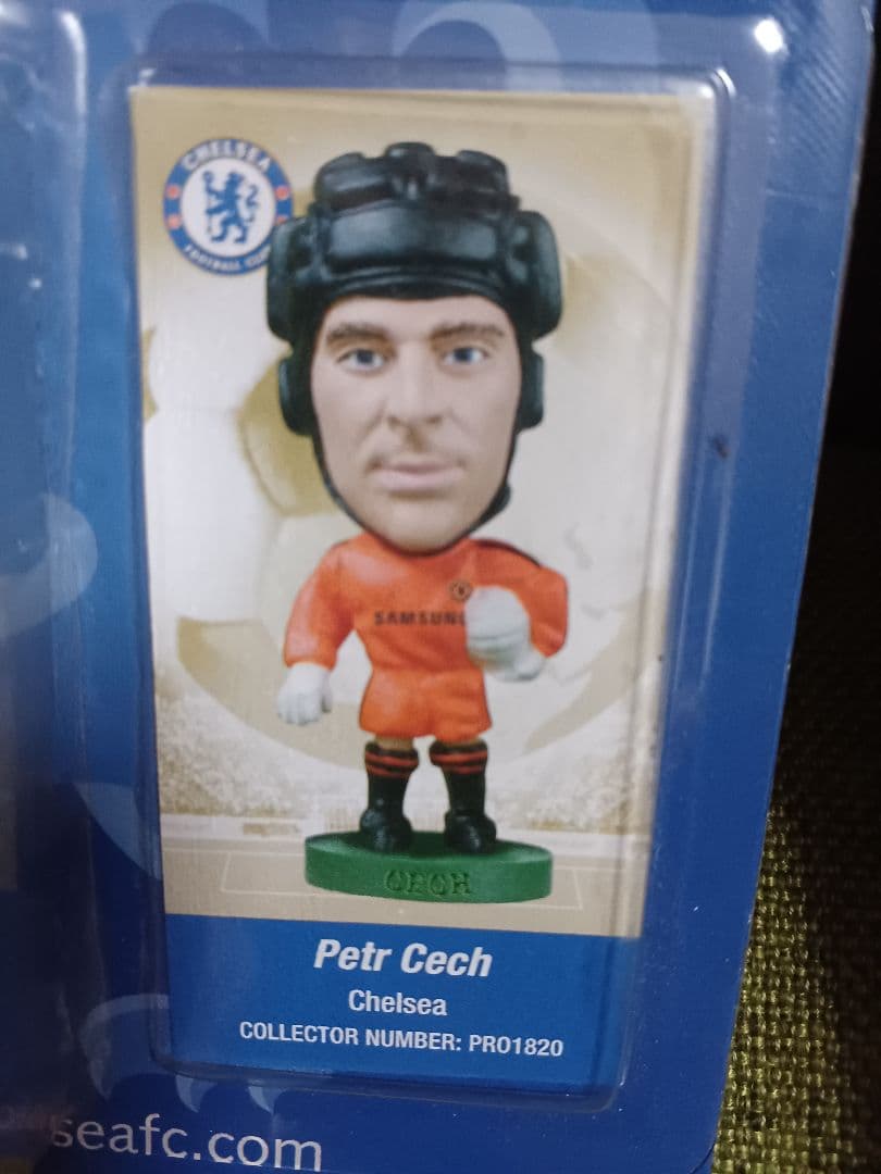 コリンシアン　ペトル・チェフ　ランパード２体セット