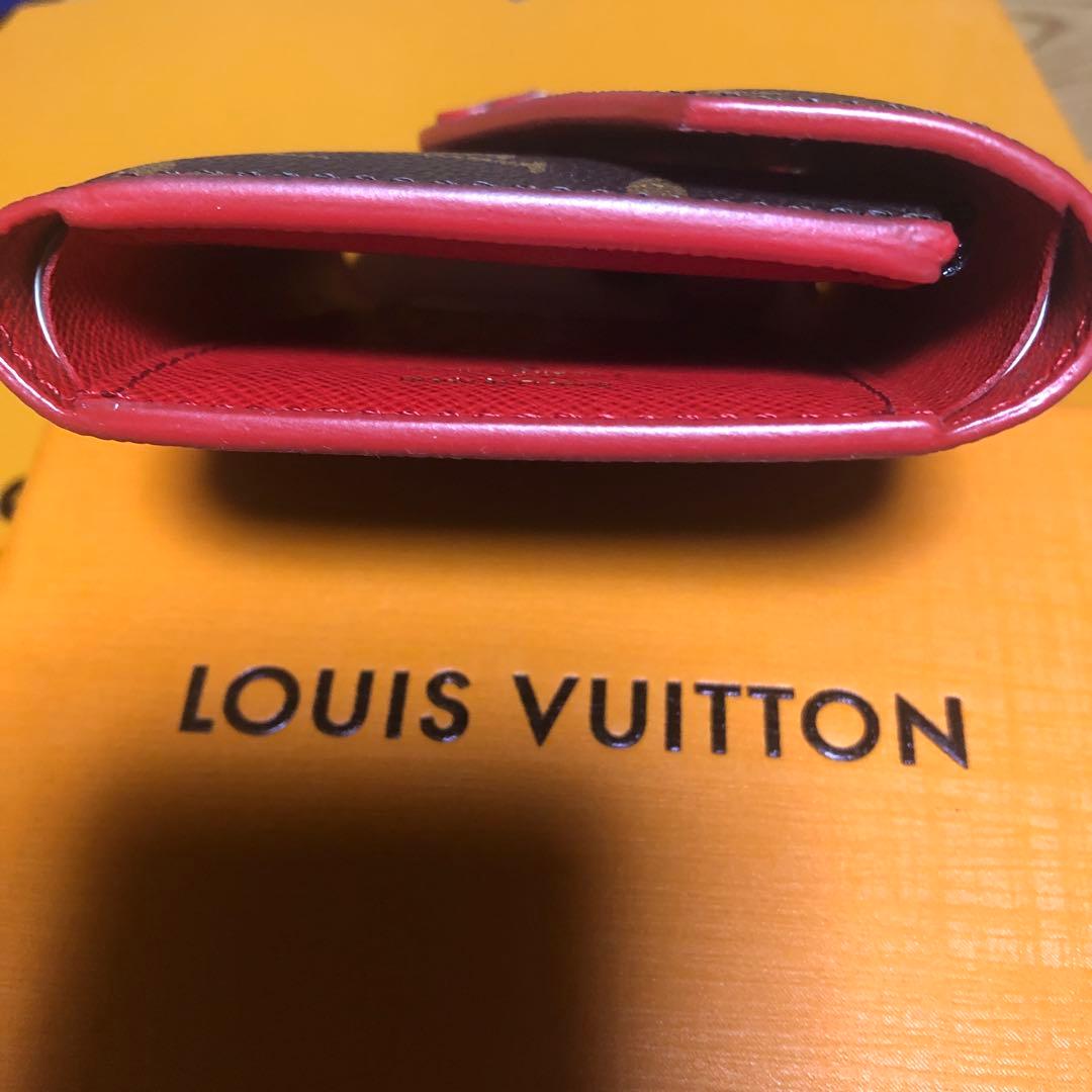 ノベルティ❤️LV折り財布