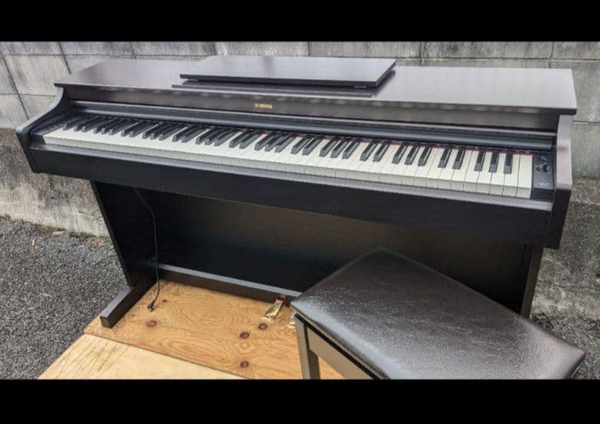 送料込み YAMAHA 電子ピアノ YDP-163R 2019年購入 激美品