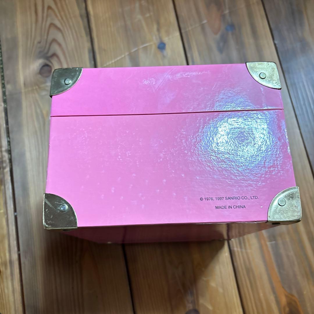 【未開封(ぬいぐるみのみ)】ハローキティ　ぬいぐるみ　箱付き