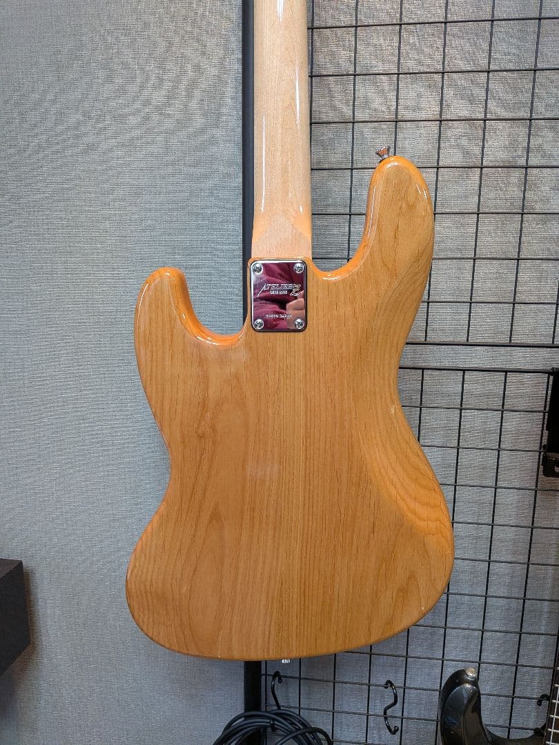 ベース Atelier Z VM#4 Vintage modern MVT