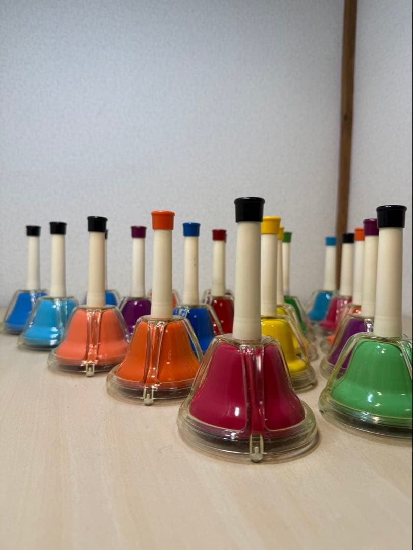 カラフルハンドベル 20個セット　ソフトケース付き