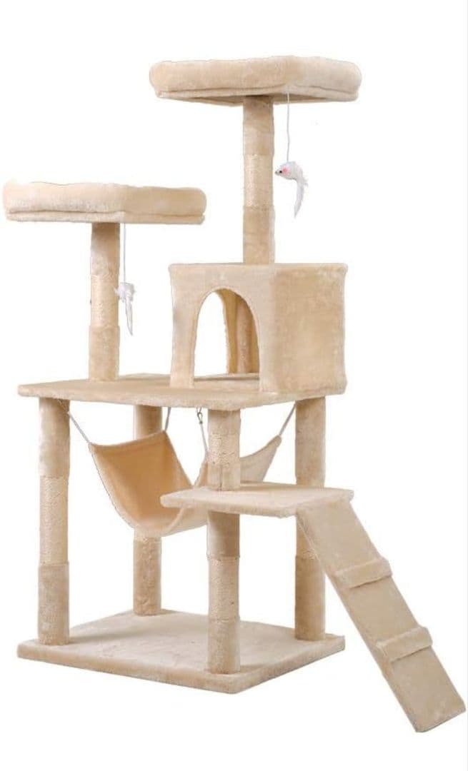 ベージュのキャットタワー 62x52x25cm