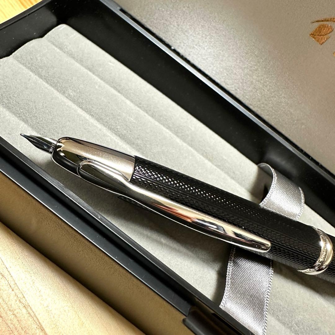 【美品】キャップレス 2016限定品 ネットブラック　F（細字）