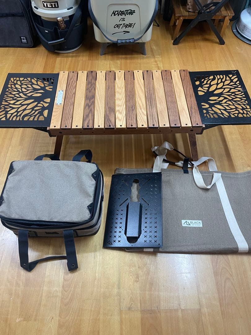 ハレテーブル BLACK DESIGN アイアンテーブルツリー柄、BX他セット❗️