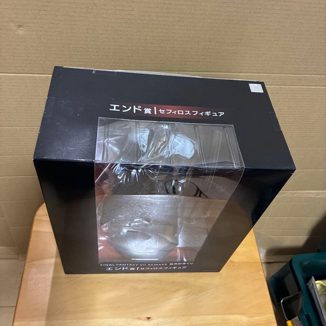 未開封　FINAL FANTASY VII REMAKE セフィロスフィギュア