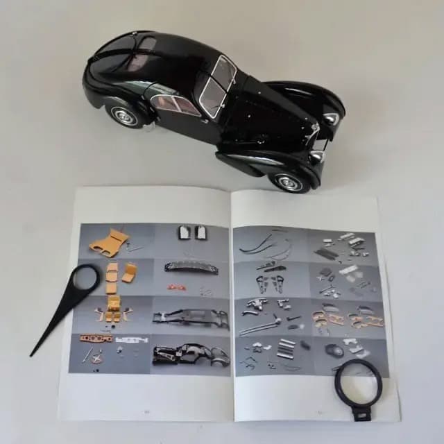 AUTOart 1/18[ 希少品]ブガッティ 57SC アトランティック BL