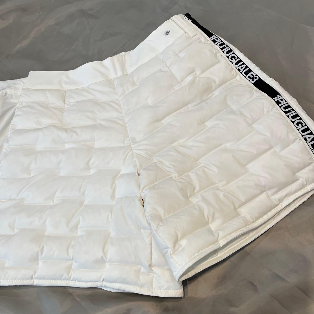 【美品】1PIU1UGUALE3 / ウノピゥ ヴィクトリアダウン　ショーパン