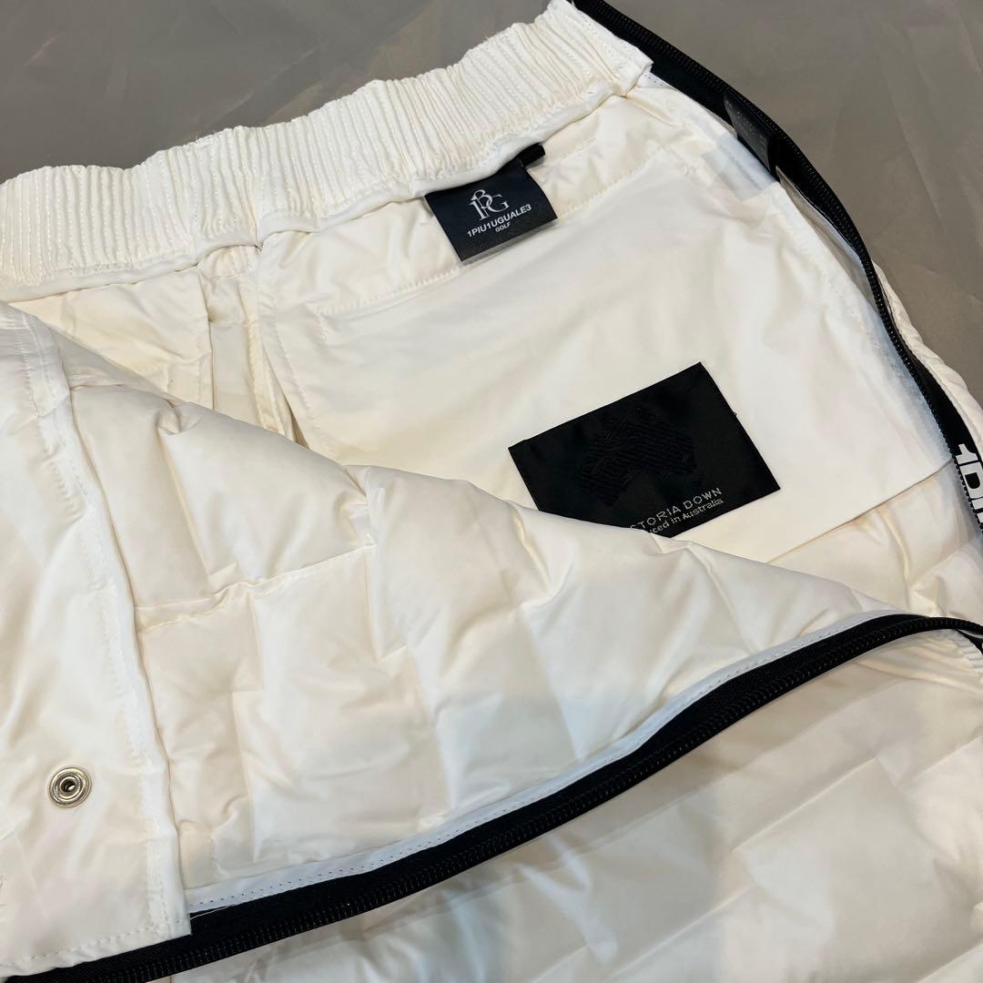 【美品】1PIU1UGUALE3 / ウノピゥ ヴィクトリアダウン　ショーパン