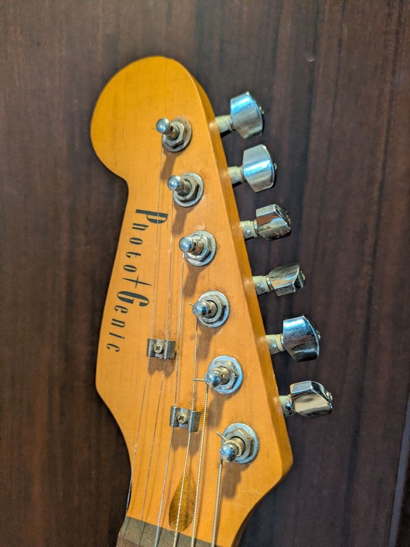 photogenic レフティー ストラトキャスターギター