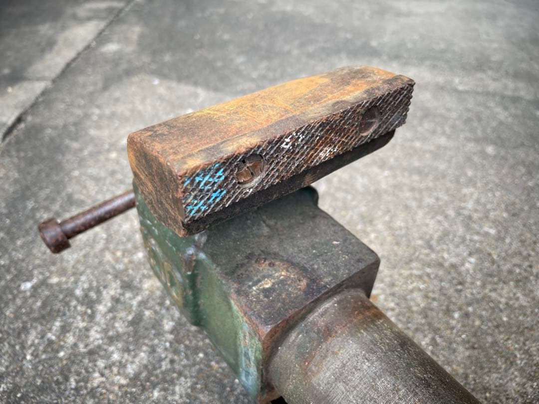 バイス 万力 100 DIY ナベヤ 日曜大工 金属加工