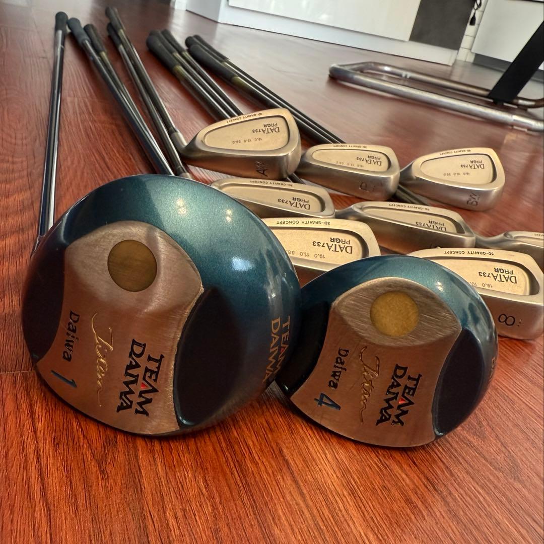 レディース ゴルフクラブセット PRGR＋ダイワ＋テーラーメイド バッグ付