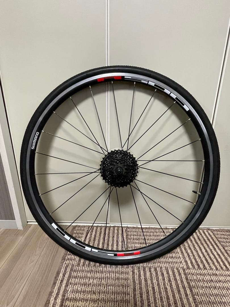 シマノ　ホイールタイヤ付　700✖️28