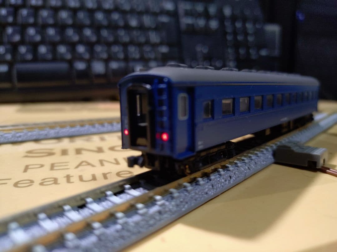 KATO 33系客車　8両