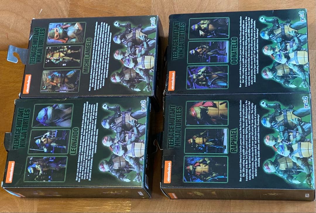 ネカ　NECA ミュータントニンジャタートルズ アクションフィギュア　4体