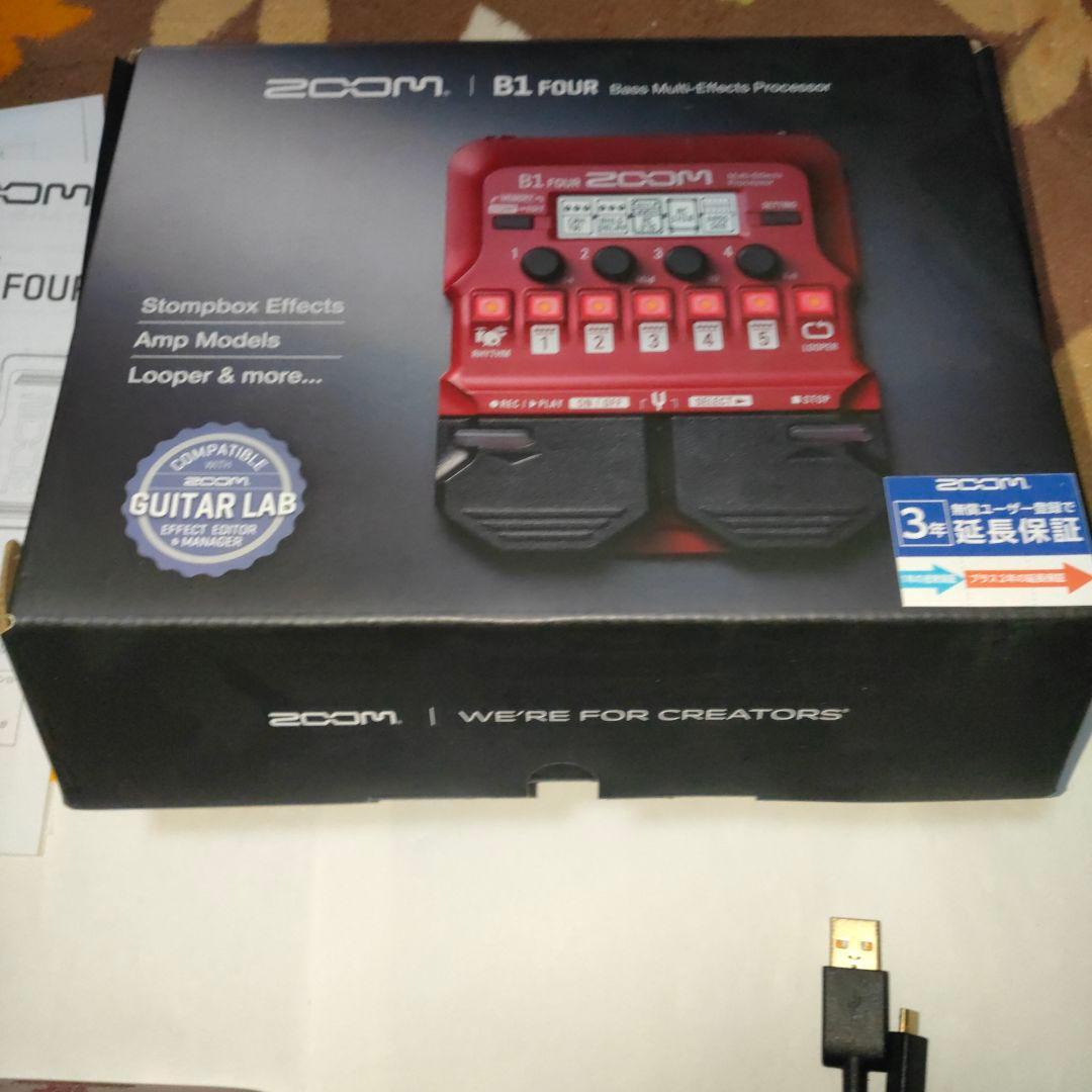 ZOOM B1 FOUR ベースマルチ 専用袋とUSBケーブル付き
