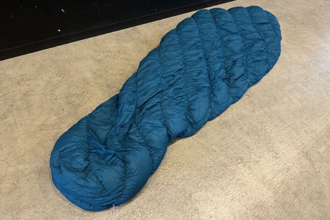 モンベル U.L.スーパー スパイラルダウンハガー