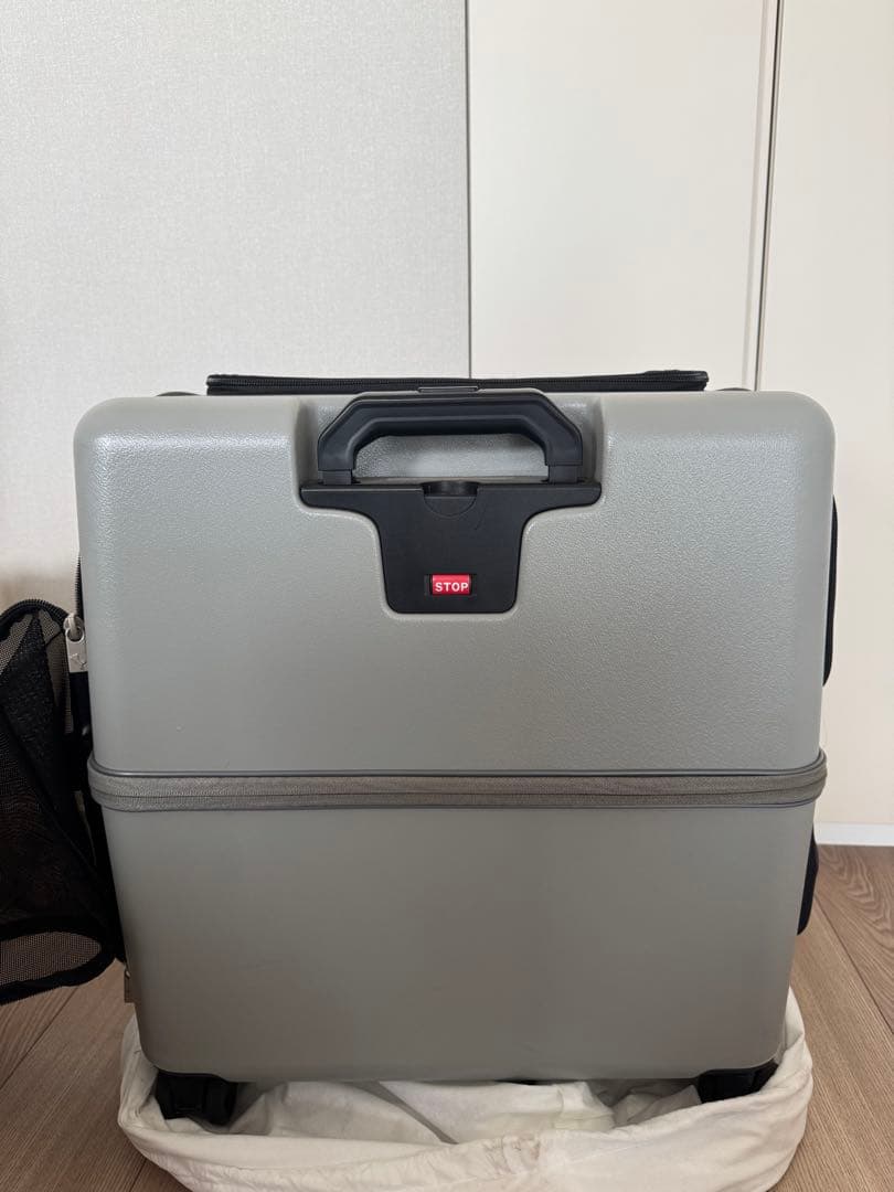 PECHICO ペチコ ペットキャリーケース グレー　外箱なし