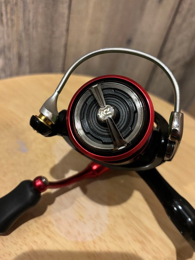 ダイワ 18月下美人 MX LT2000S-P