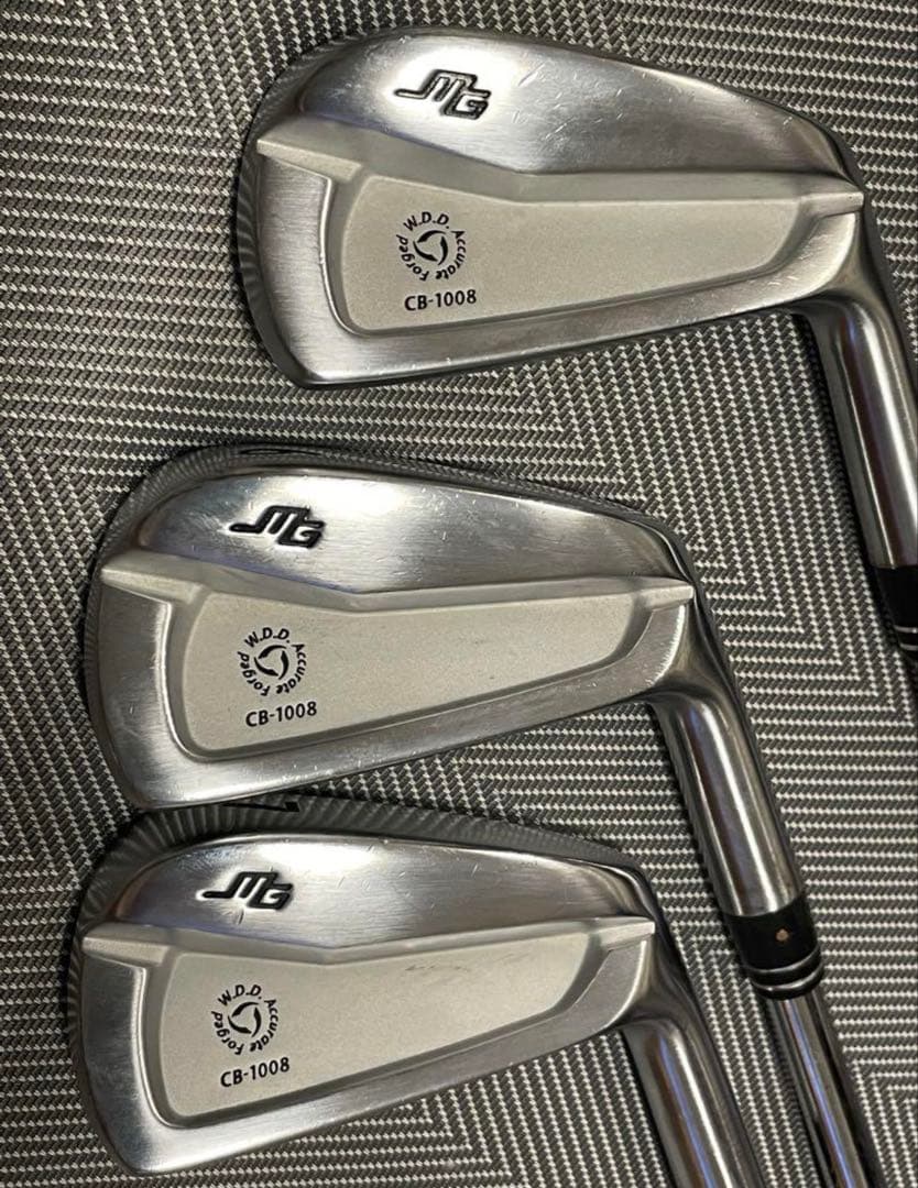 三浦技研　三浦　CB1008 キャビティアイアン　ツアーイシュー