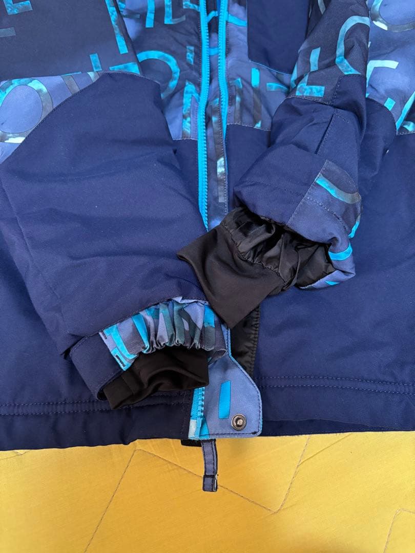 オニール　スノーボードウェア　キッズ　上下セット　L(152)