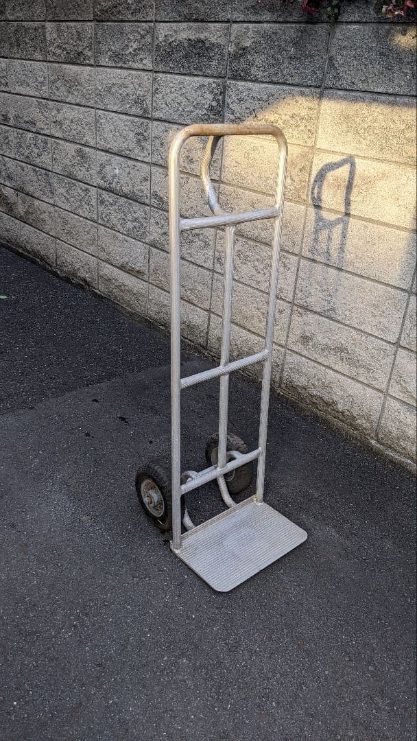 アルミ製　２輪車　ラクラクキャリー　※直接引取り可能な方 7,000円