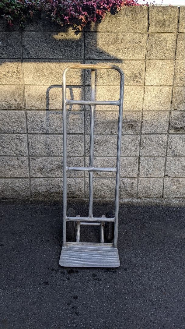 アルミ製　２輪車　ラクラクキャリー　※直接引取り可能な方 7,000円