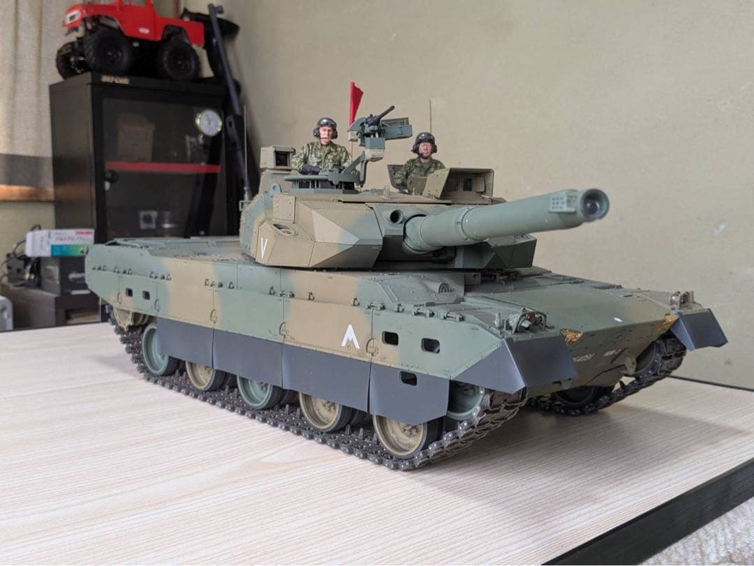 タミヤ 1/16RC 陸上自衛隊 10式戦車 フルオペレーション(プロポ付)