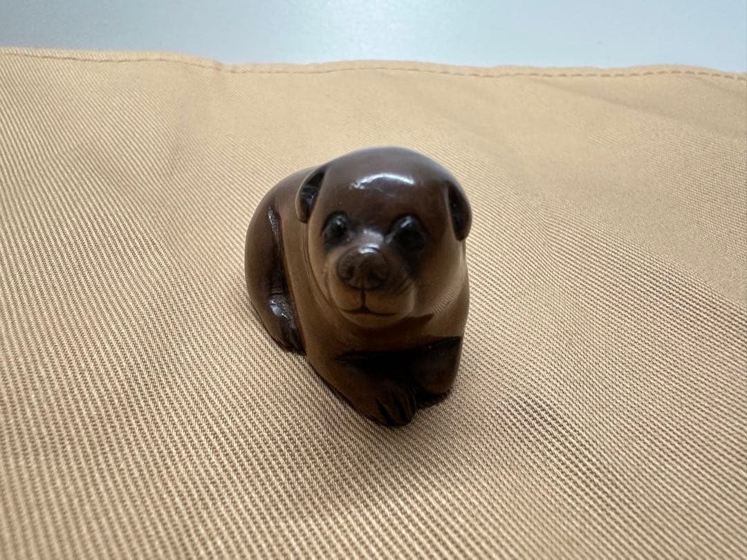 根付(netsuke) 犬の根付　木製　江戸時代