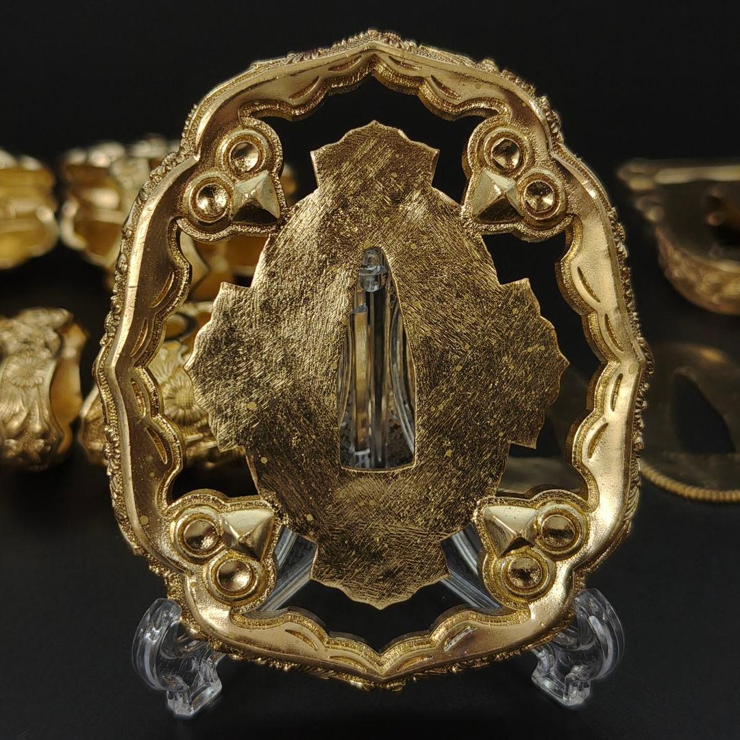 元帥刀　御刀　金具　菊紋　刀鍔　目貫　縁頭　切羽　鐺　柄鞘一式　銅製