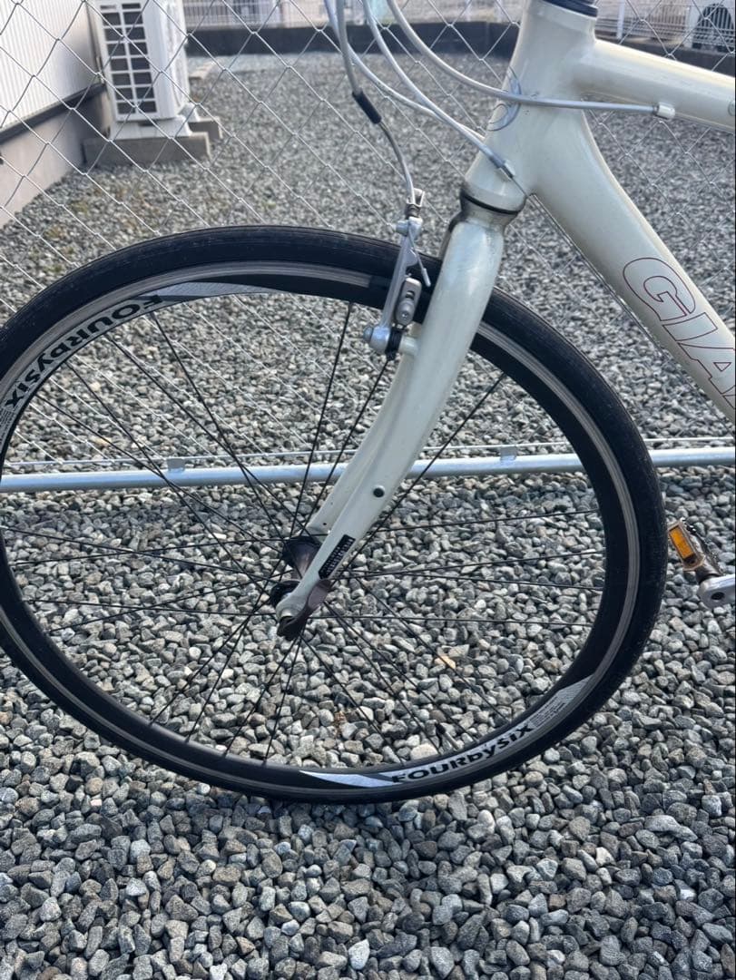 Giant クロスバイク エスケープR3.1パールホワイト