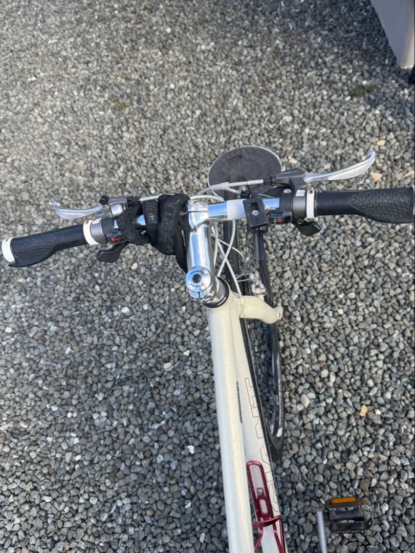 Giant クロスバイク エスケープR3.1パールホワイト