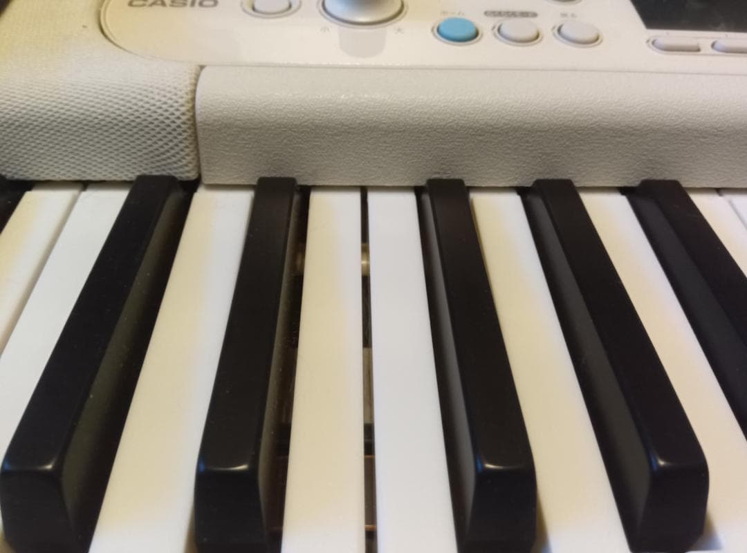 CASIO カシオ LK-520 光ナビキーボード 61鍵盤