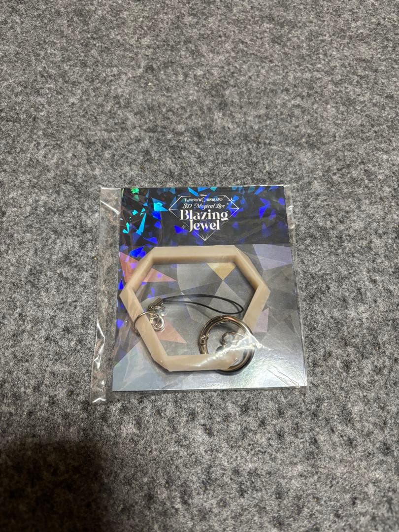 新品未使用品未開封 ツイステ ブレイジングジュエル ペンライト ルークセット