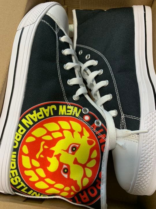 完売品！ シンニチイズム限定　ライオンマークスニーカー　新日本プロレス