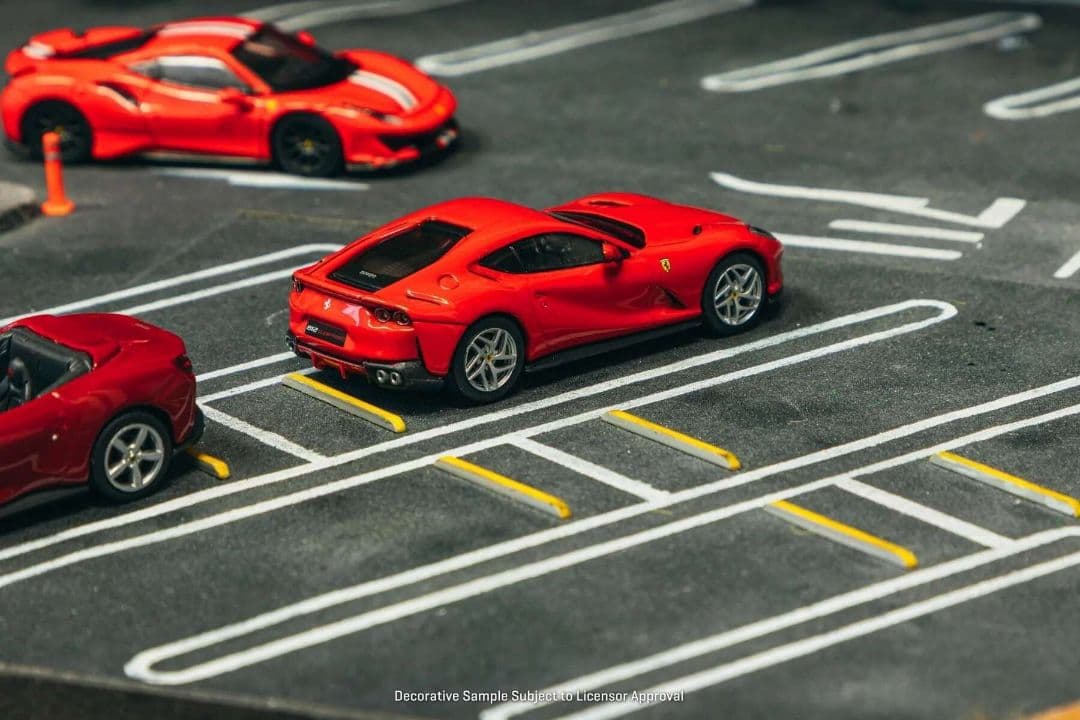 1/64 centauria フェラーリ 812スーパーファスト