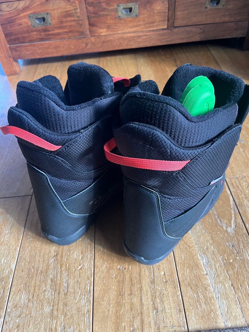 子ども用 ブラック スノーボードブーツ　24cm