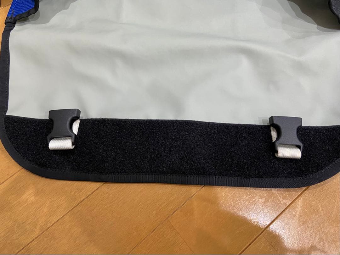 TIMBUK2 メッセンジャーバッグ 黒/青 Mサイズ