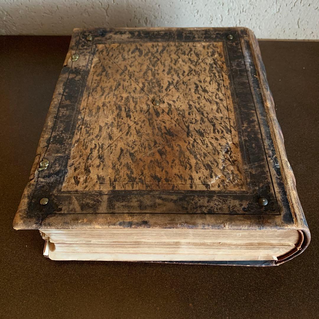 アンティーク19世紀の聖書ビブリア
